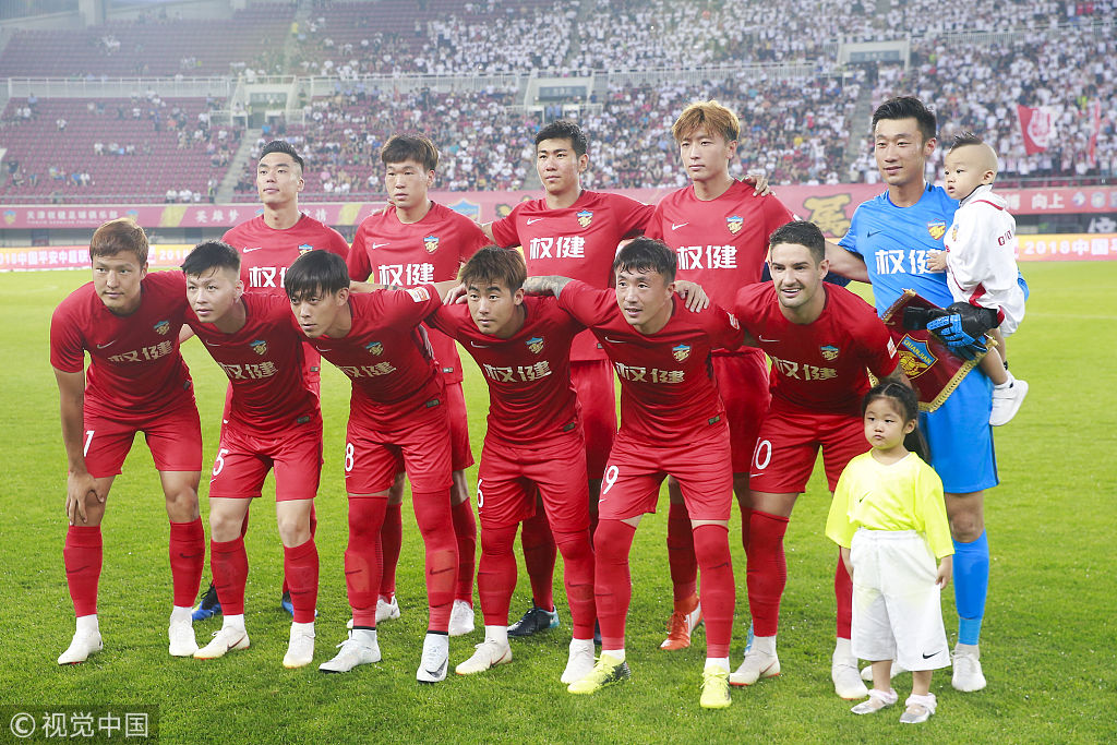手交